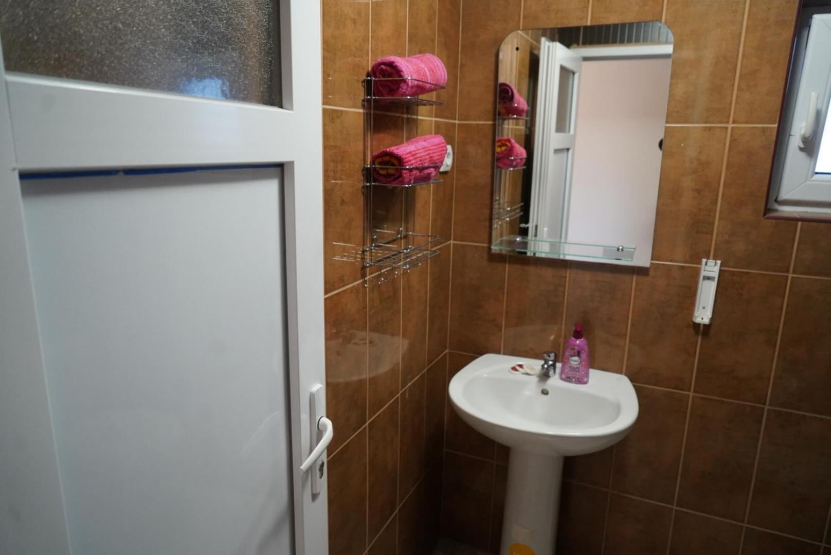 Apartments Safija Dobra Voda Εξωτερικό φωτογραφία